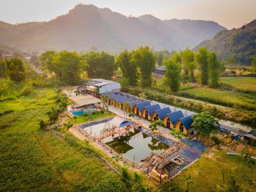 Homestay Suoi Khoang Minh Hang - 전망