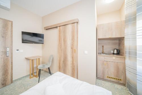 Rabie Aparthotel - image 4