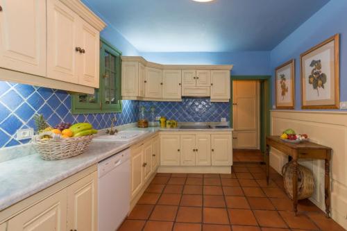 Instalações, Finca Cloty in Vega de San Mateo