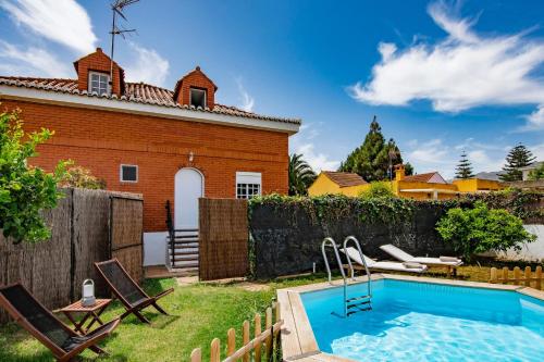 Villa Los Almendros