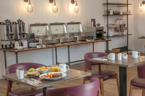 Food and beverages, Best Western White House Hotel in Watford