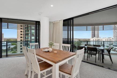 Apartment image 8