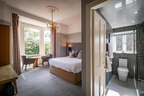 Ambleside Townhouse - image 11