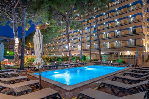 4R Playa Park - image 6