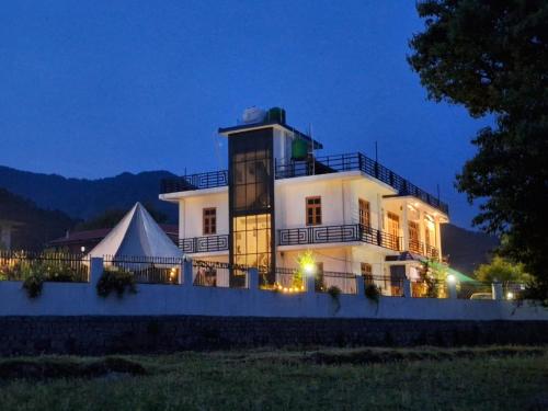 La Maison - Family Run Boutique Homestay BnB, Bir (fotografie 7)