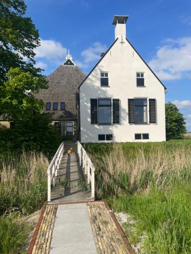 Appartement de Dageraad in monumentale boerderij