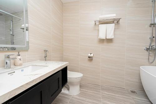 Deluxe Double or Twin Room with Ocean View image 7