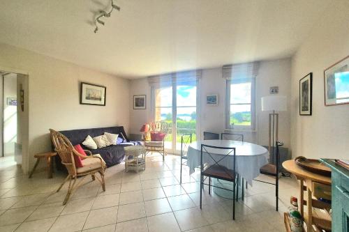 Nest with beautiful garden and sea view, Dinard (foto 2)