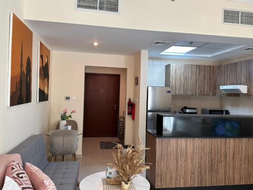 Serviced Studio Near Burj Khalifa, Dubai (Foto 8)