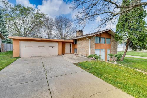 Pet-Friendly Rockford Home Near Skiing and Hiking! in Rockford, USA