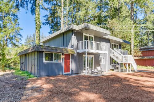 Cozy Wooded Retreat Near Long Lake and Olympia