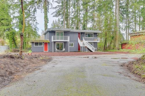 Cozy Wooded Retreat Near Long Lake and Olympia