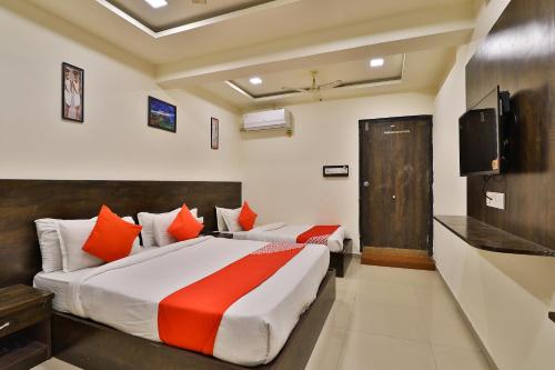 OYO Flagship Hotel Kajri