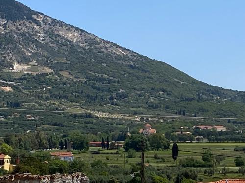 Robola Retreat Cottage in Omala