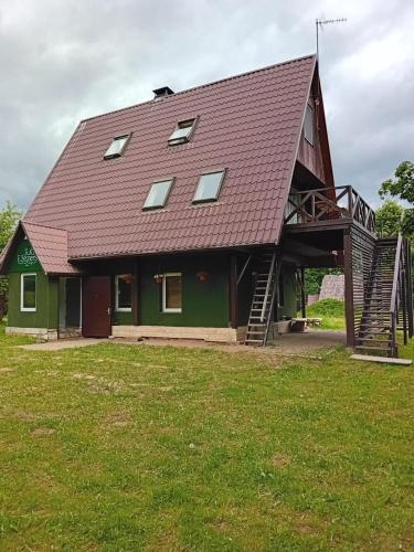 3 bedrooms, 5 beds
