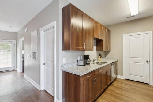 Spacious 1bd1b With Full Kitchen Equip Cypress