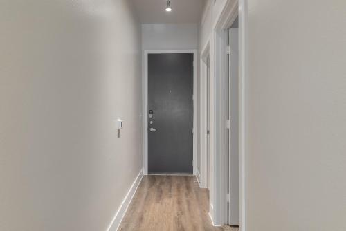 Cs 3153 High End Apr, Pool, Gym, Parking in Dallas, USA