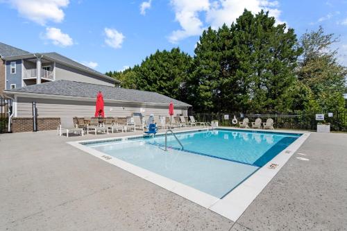 Hawks 208 Hickory Retreat I Free Parking I Wd in Hickory, USA