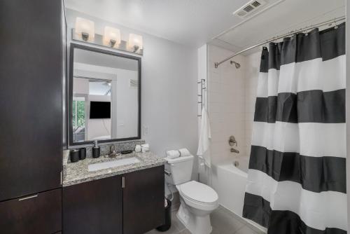 Park West 233 1br Apartment, Pool, Gym, Parking in Dallas, USA