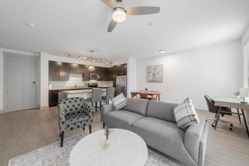 Park West 264 Apartment, Pool, Gym, Parking in Dallas, USA