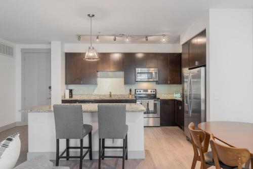 Park West 264 Apartment, Pool, Gym, Parking in Dallas, USA