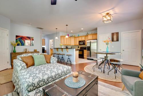 Shared Game Room and Lake Access Hiram Apartment in Hiram, USA