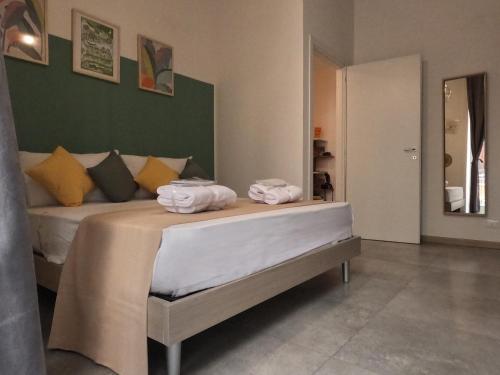 Vinyls' Green Home - Toledo Centro Storico, Naples (photo 5)
