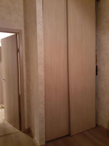 Spacious 1bedroom apartment, w free parking, w pet, Riga (Foto 4)
