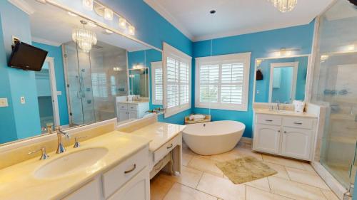 15 17th Street by Tybee Beach Vacation Rentals 15 17th Street by Tybee Beach Vacation Rentals