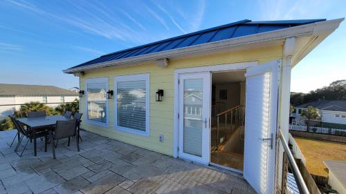 15 17th Street by Tybee Beach Vacation Rentals 15 17th Street by Tybee Beach Vacation Rentals