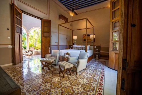 Superior Suite image 6