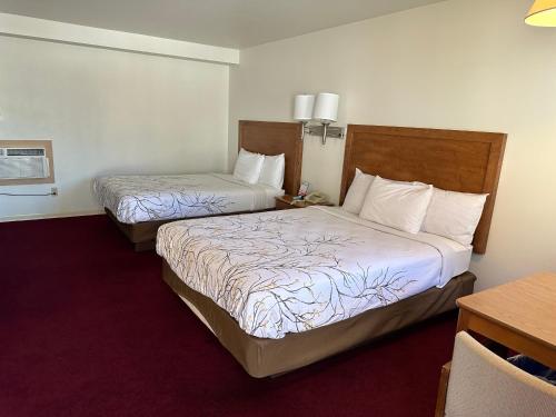 Deluxe Double Room (2 Adults + 1 Child)