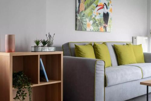 Fantastic 1BR Apartment with Terrace in Athens - image 10