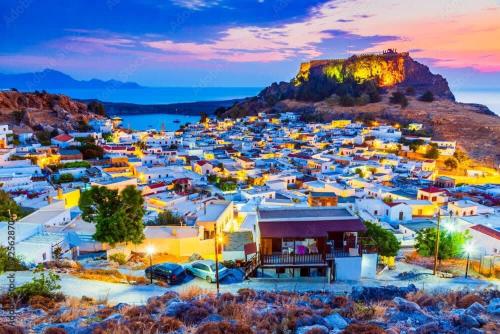 Great 1BR Apartment Close Panathenaic Stadium - image 8