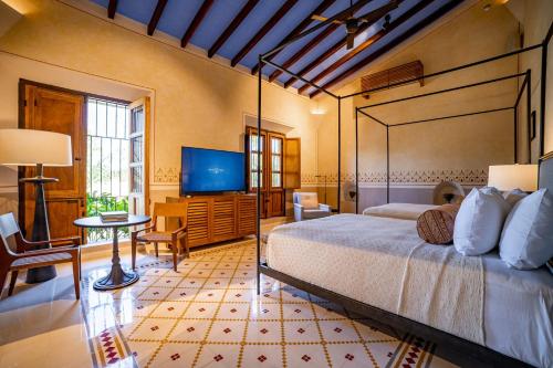 Superior Suite image 1