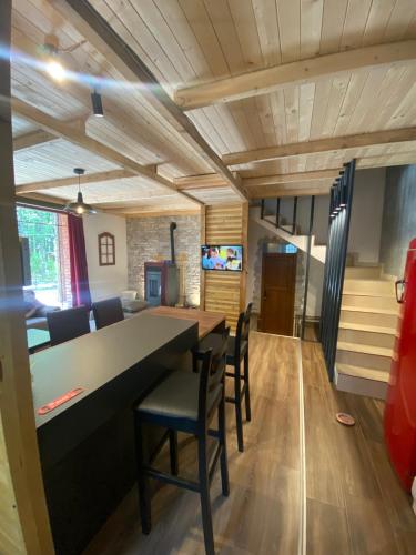 Skupni salon/TV območje, STANET Forest Houses in Kmetovce