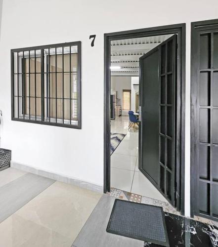 One-Bedroom Apartment image 10