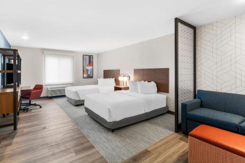 Létesítmények, Everhome Suites Lexington - Horse Park in Marriott's Griffin Gate Golf Culb