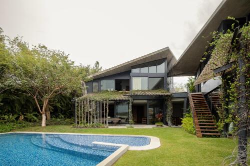 Casa Borrega, Luxury and Design in Higuera Blanca, Mexico