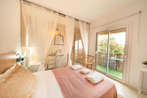 Hostal Bonanza Sitges - image 2