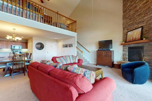 Ridgeline Retreat in Sugar Mountain, USA