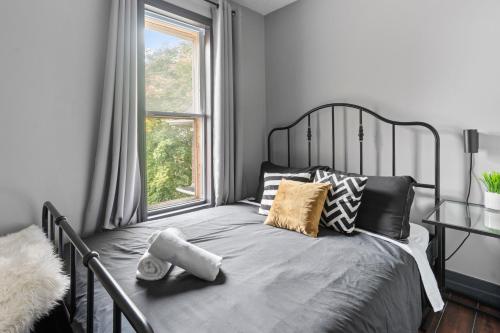 7BR house 19 ppl DT Windsor WD Free Parking, Oakland