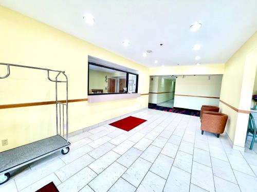 Heritage Inn & Suites