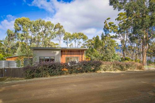 Herlihys On Huon - Cabin 1