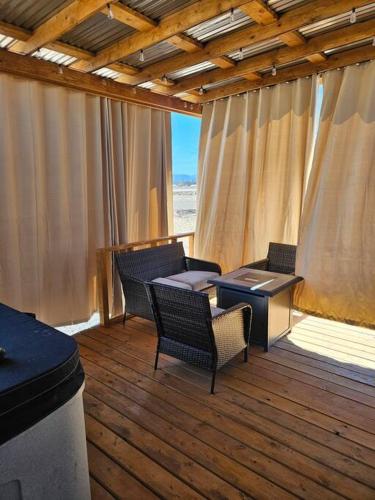 Matchbox desert oasis hot tub, pet friendly! in San Ysidro