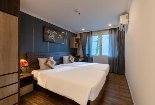 555443752 Aaron Boutique Hotel
