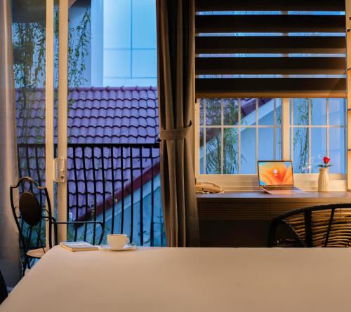 555443838 Aaron Boutique Hotel