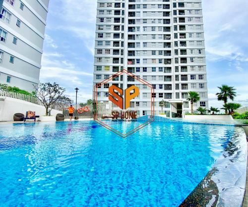 Sunrise City View 2 bedrooms - swimming pool & gym - 수영장