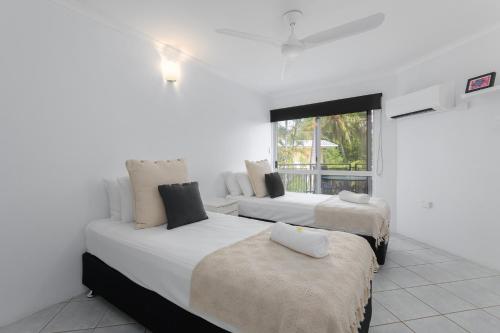 Superior Two-Bedroom Two-Bathroom Apartment room in Marina Terraces Port Douglas