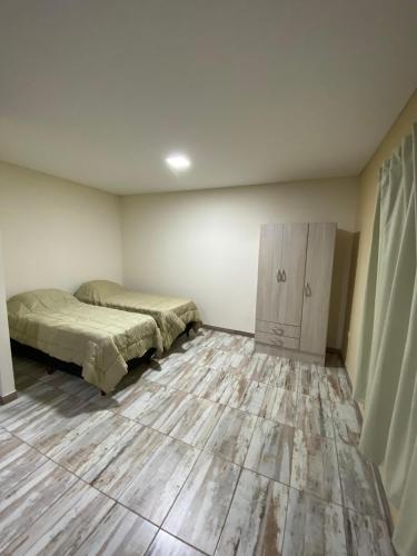 Room IV - image 5